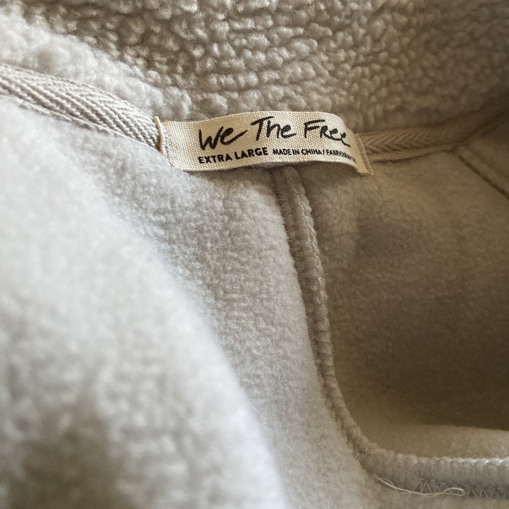 NWT Free People Shasta Cardigan- Morning Fog - Picture 7 of 7